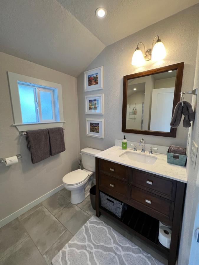 The Midtown Cottage- W/ Private Entrance And Views Santa Cruz Eksteriør bilde